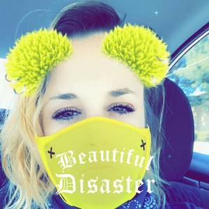 Meet your Posher, Nikki